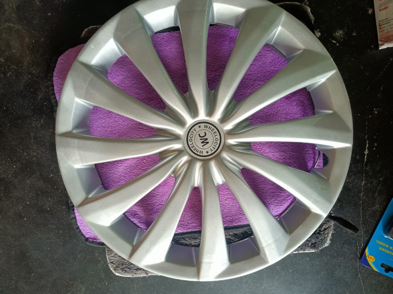 Wheel caps for Universal