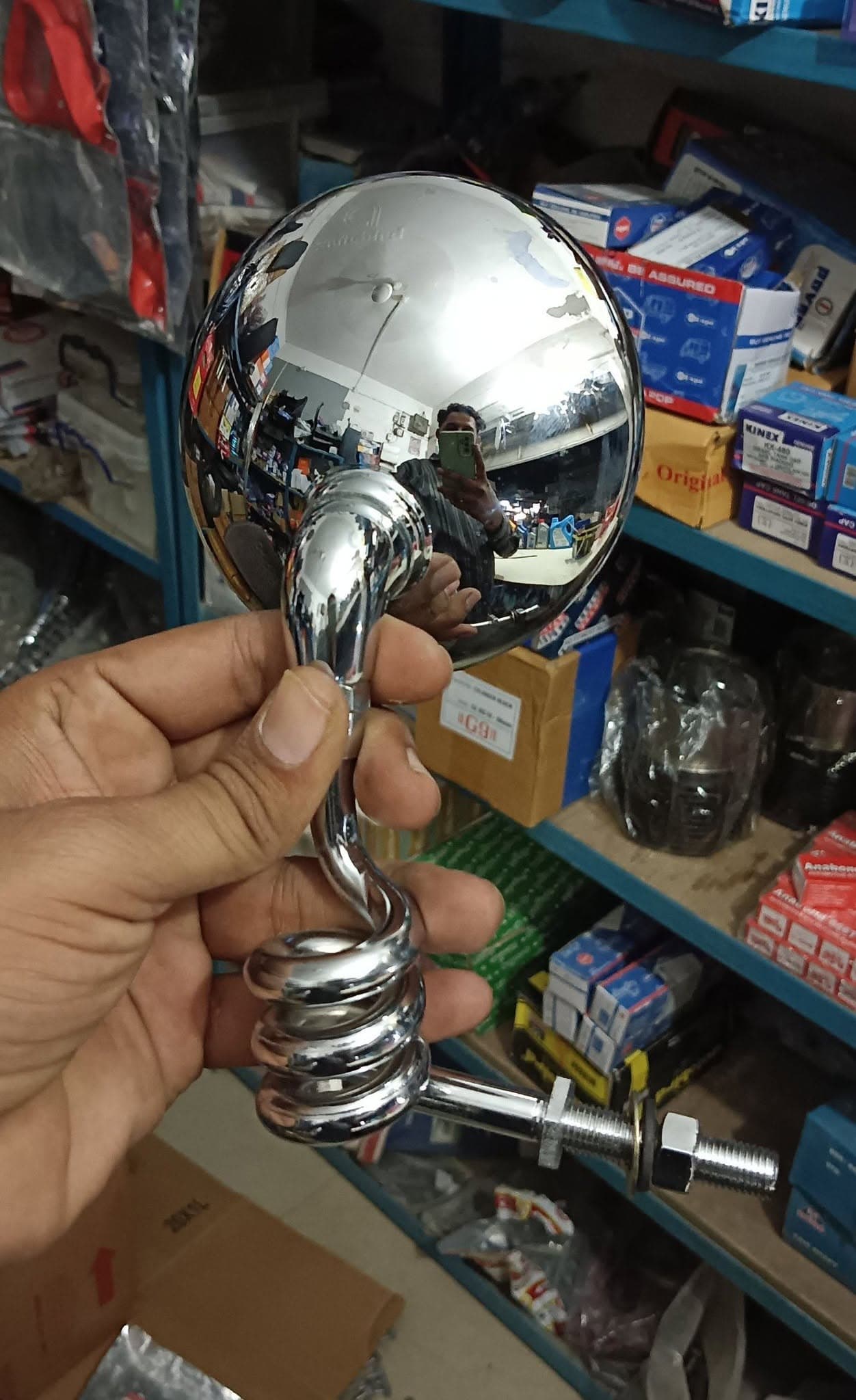 Autobird mirror spring