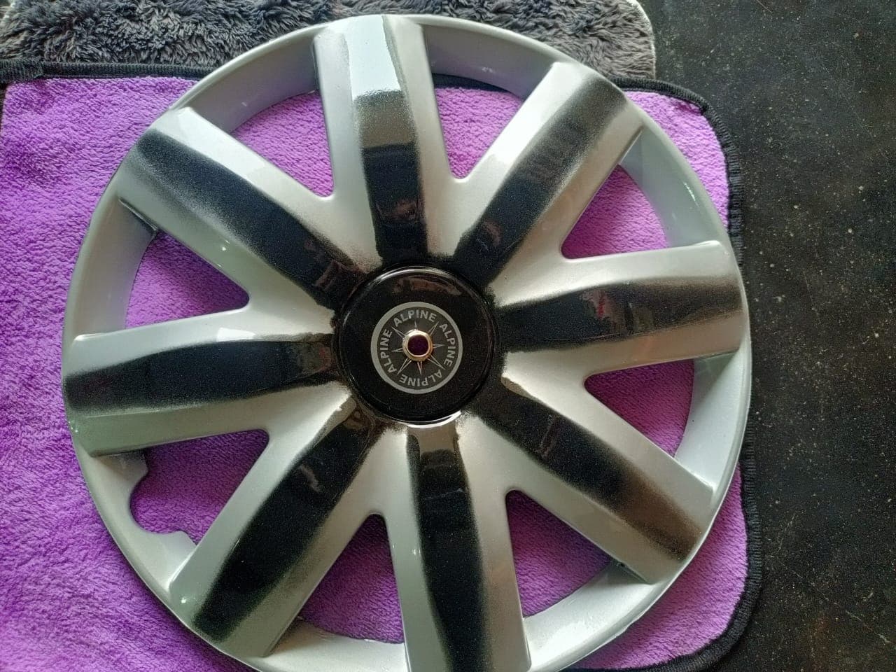 Wheel cap