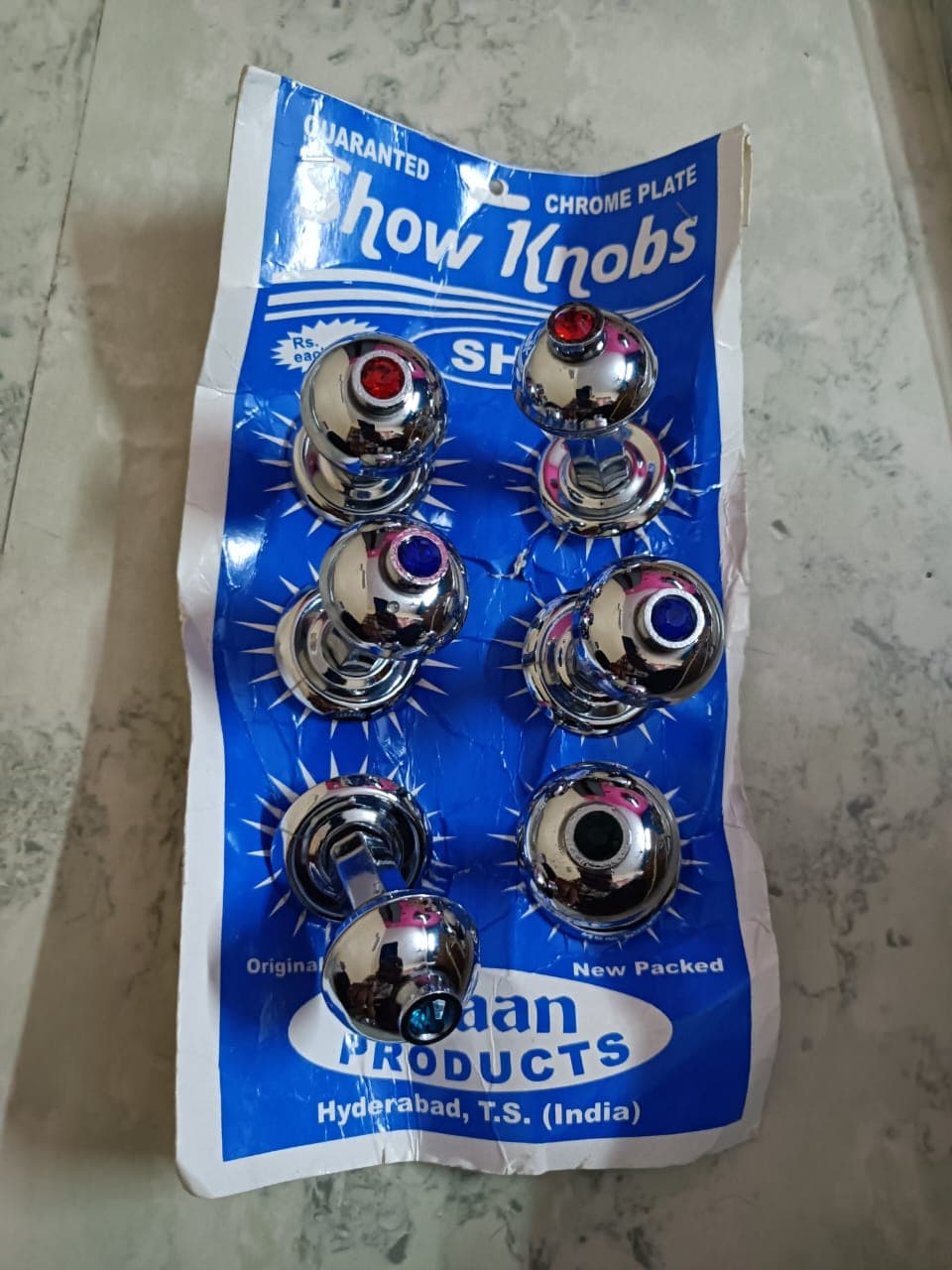 knobs